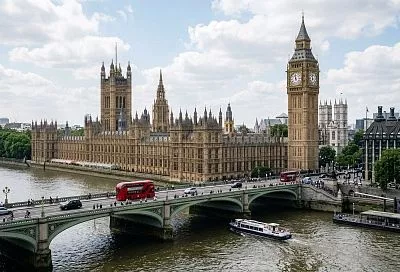 Лидер Reform UK назвал смену премьера в Великобритании «государственным переворотом»
