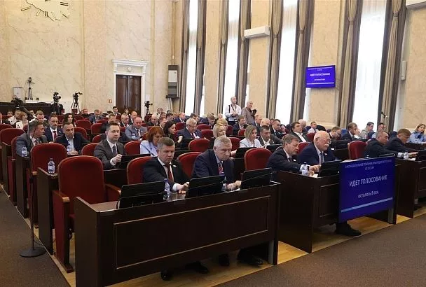 Депутаты предложили скорректировать механизм покупки жилья для детей-сирот