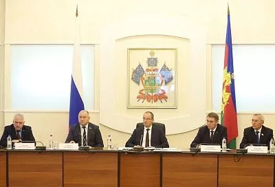 Кубанские депутаты помогают улучшить федеральные законы