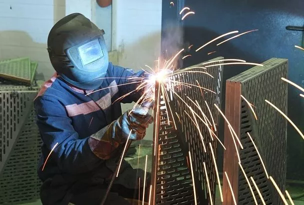 На 74% вырос спрос на сварщиков в Краснодарском крае