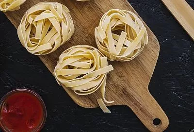 Ложка такой подливы сверху – и простые макаронные гнезда стали твоим коронным блюдом, просто и вкусно