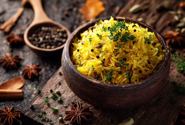 Жареный рис с яйцом: вкус детства за 10 минут!