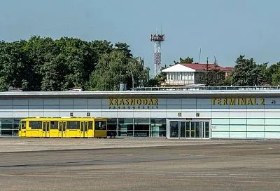 Девять рейсов задерживаются в аэропорту Краснодара
