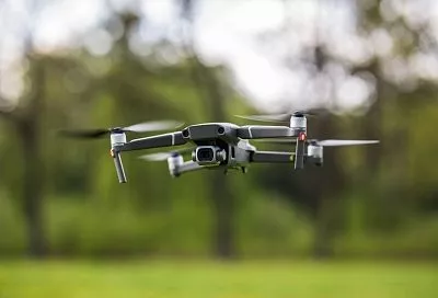В России создали устройство для защиты бронетехники от FPV-дронов