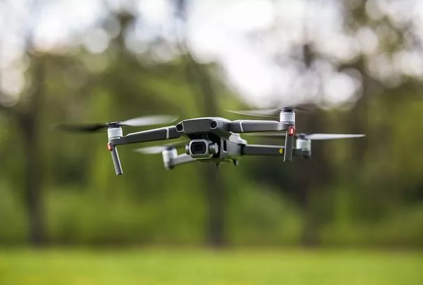 В России создали устройство для защиты бронетехники от FPV-дронов