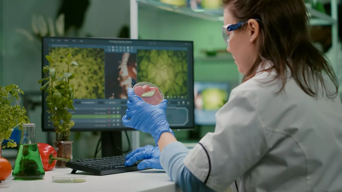 К 2036 году России потребуется более 22 тысяч специалистов в сфере биоэкономики