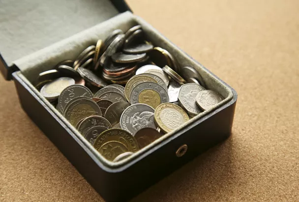 Цена на серебро отскочила на 15% после рекордного обвала
