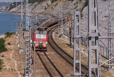 В РЖД сообщили, сколько поездов будут ходить в курортный сезон на побережье Черного моря и в Кавминводы