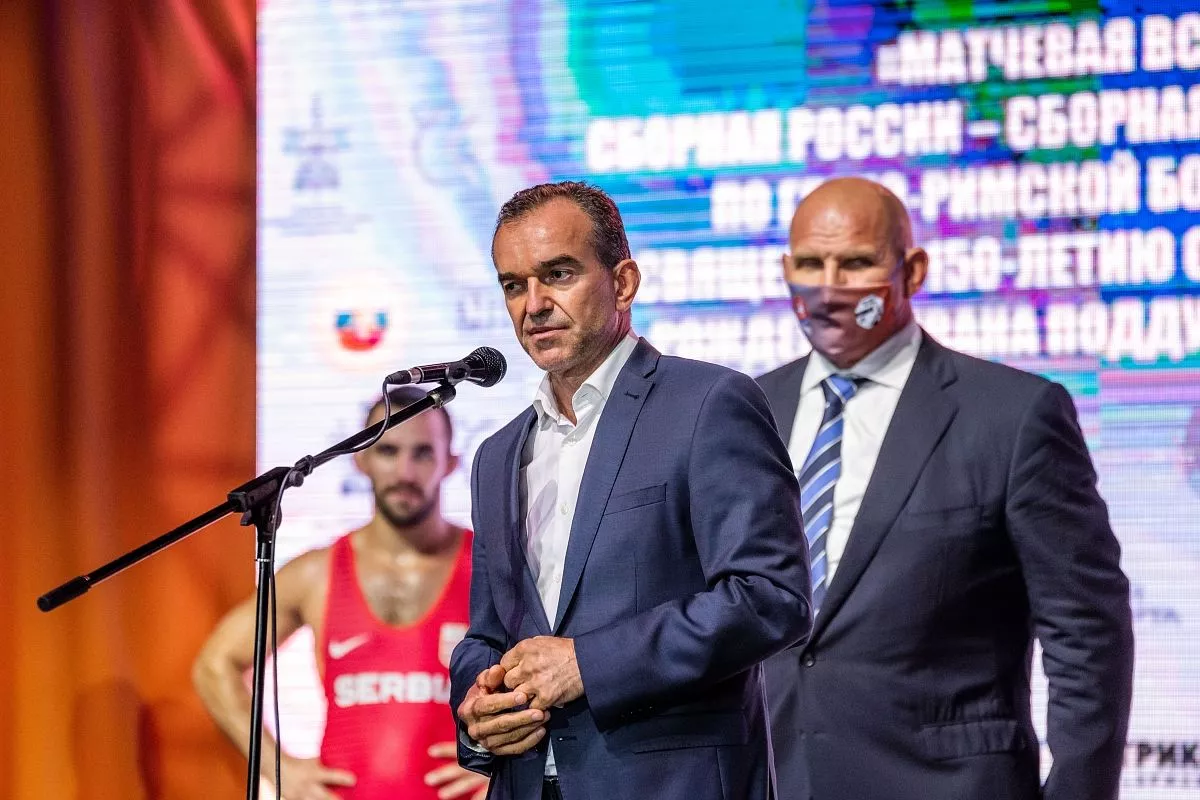 На матчевой встрече присутствовал Вениамин Кондратьев.