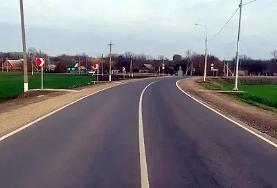 Участок дороги в Кореновском районе отремонтировали по нацпроекту «Инфраструктура для жизни»