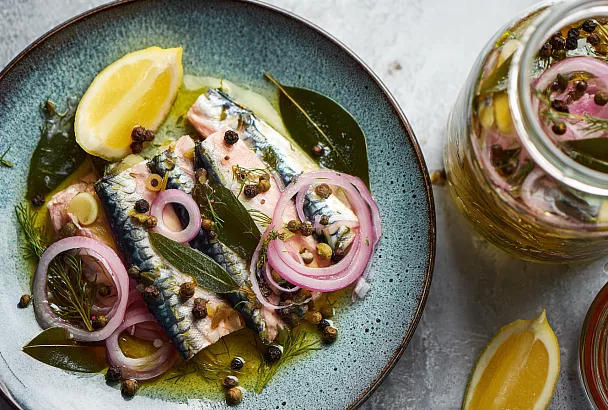 Малосольная скумбрия за сутки без варки маринада