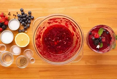 Ягодное желе после тортов и салатов: лёгкий десерт для сладкого начала 2026 года 