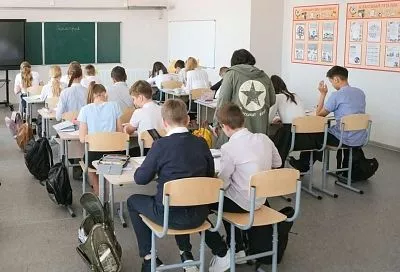 Идею возврата к 8- и 10-летке в школах поддерживают 39% опрошенных краснодарцев 