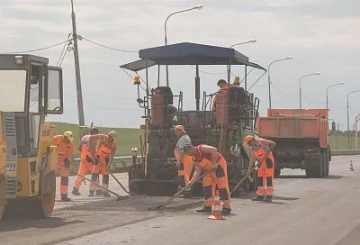 В России начнут массово строить дороги из отходов удобрений