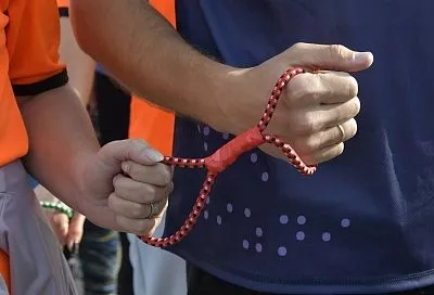 В одной связке: как волонтеры помогают обрести уверенность незрячим спортсменам 