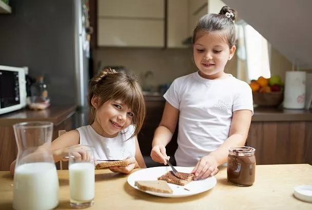 Какие продукты лучше не давать детям