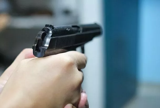 Полицейский в Сочи застрелил бультерьера, который бросался на людей
