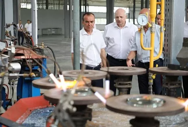 Вторую очередь завода по производству жаропрочной посуды готовят к открытию в Армавире 