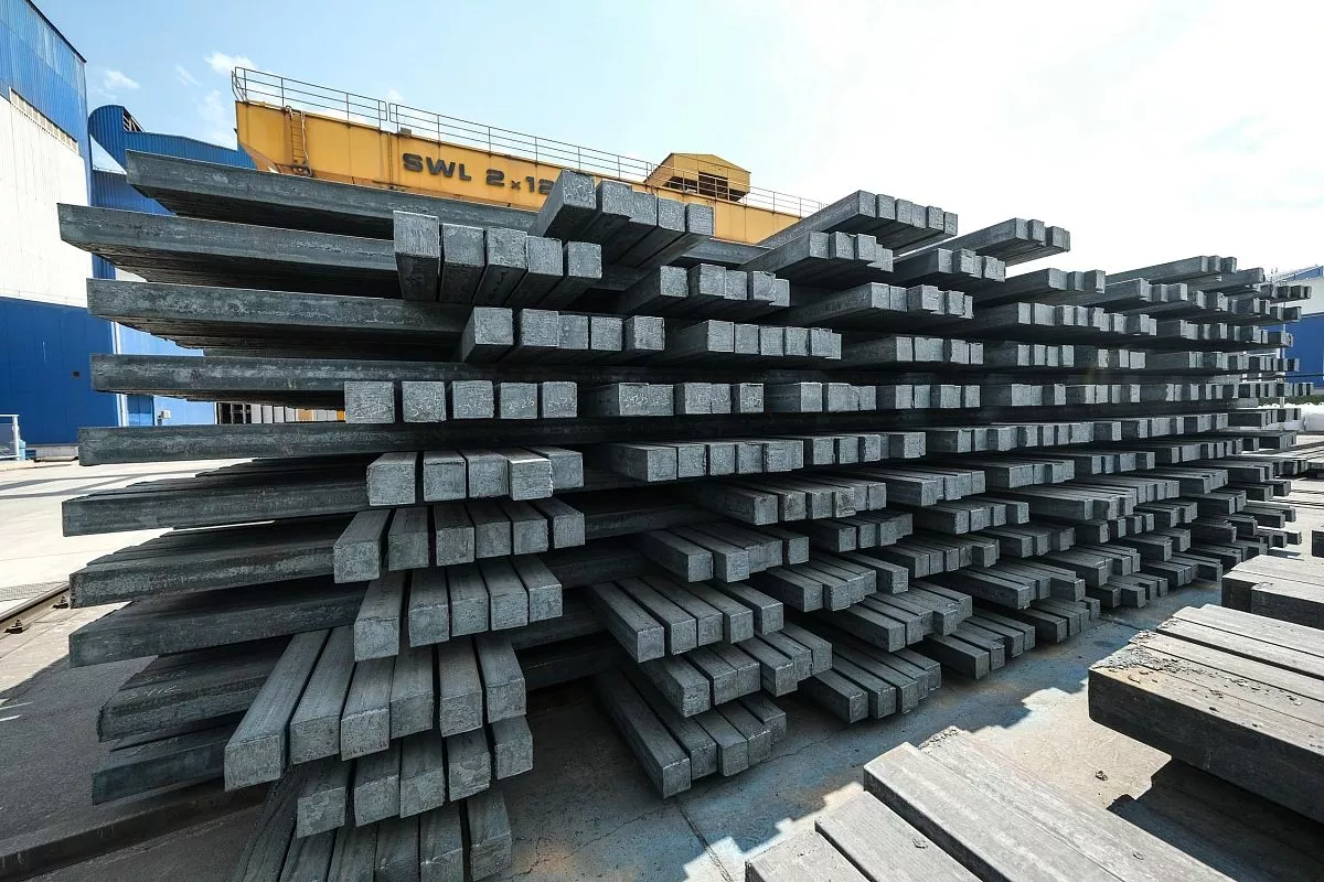 Продукция предприятий металлургии и металлообработки востребована, прежде всего, в строительной отрасли кубанской экономики. Продукция предприятий металлургии и металлообработки востребована, прежде всего, в строительной отрасли кубанской экономики.