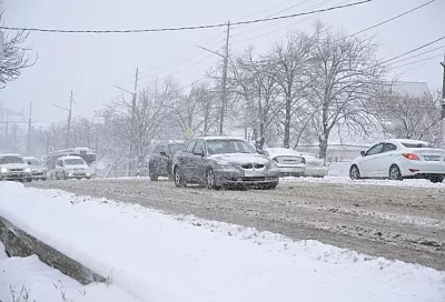 Госавтоинспекция Кубани возбудила административное дело из-за плохо расчищенных от снега дорог в Краснодаре