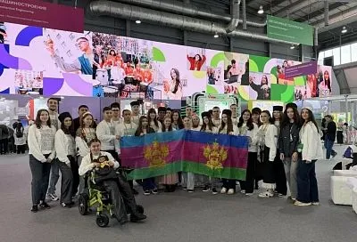 Делегация Краснодарского края принимает участие в Международном фестивале молодежи
