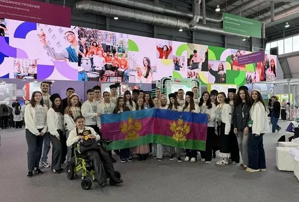 Делегация Краснодарского края принимает участие в Международном фестивале молодежи