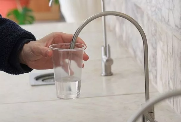 Источник жизни: доктор рассказал, чем грозит недостаточное потребление воды