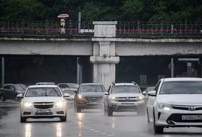 В Краснодаре ночью ограничат движение под Вишняковским мостом