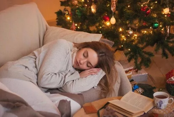 Доктор предупредил: новогодний недосып может стоить вам иммунитета