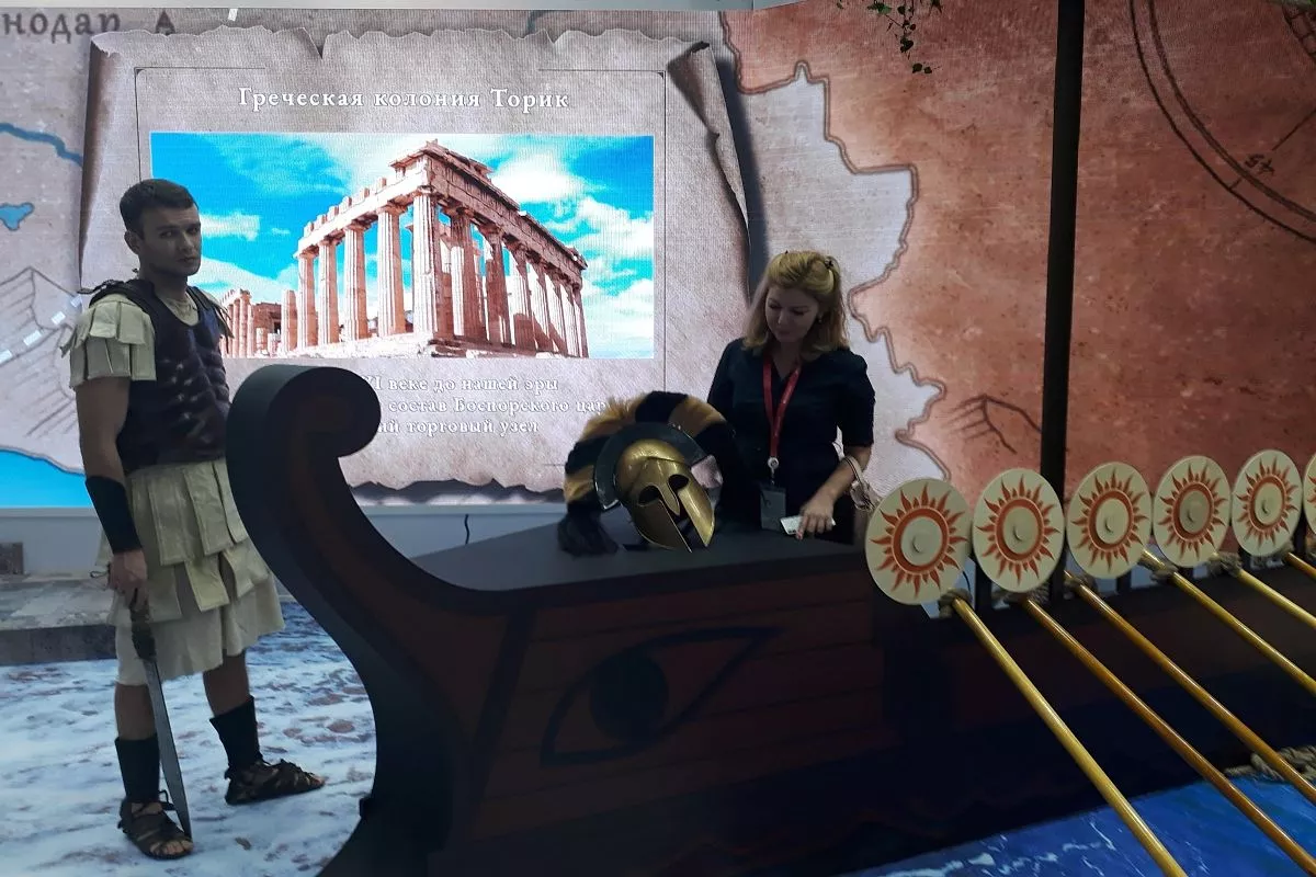 Федеральным агентством по туризму «Золотое кольцо Боспорского царства» включено в Топ-10 приоритетных маршрутов страны, ориентированных на въездной туризм. Федеральным агентством по туризму «Золотое кольцо Боспорского царства» включено в Топ-10 приоритетных маршрутов страны, ориентированных на въездной туризм.