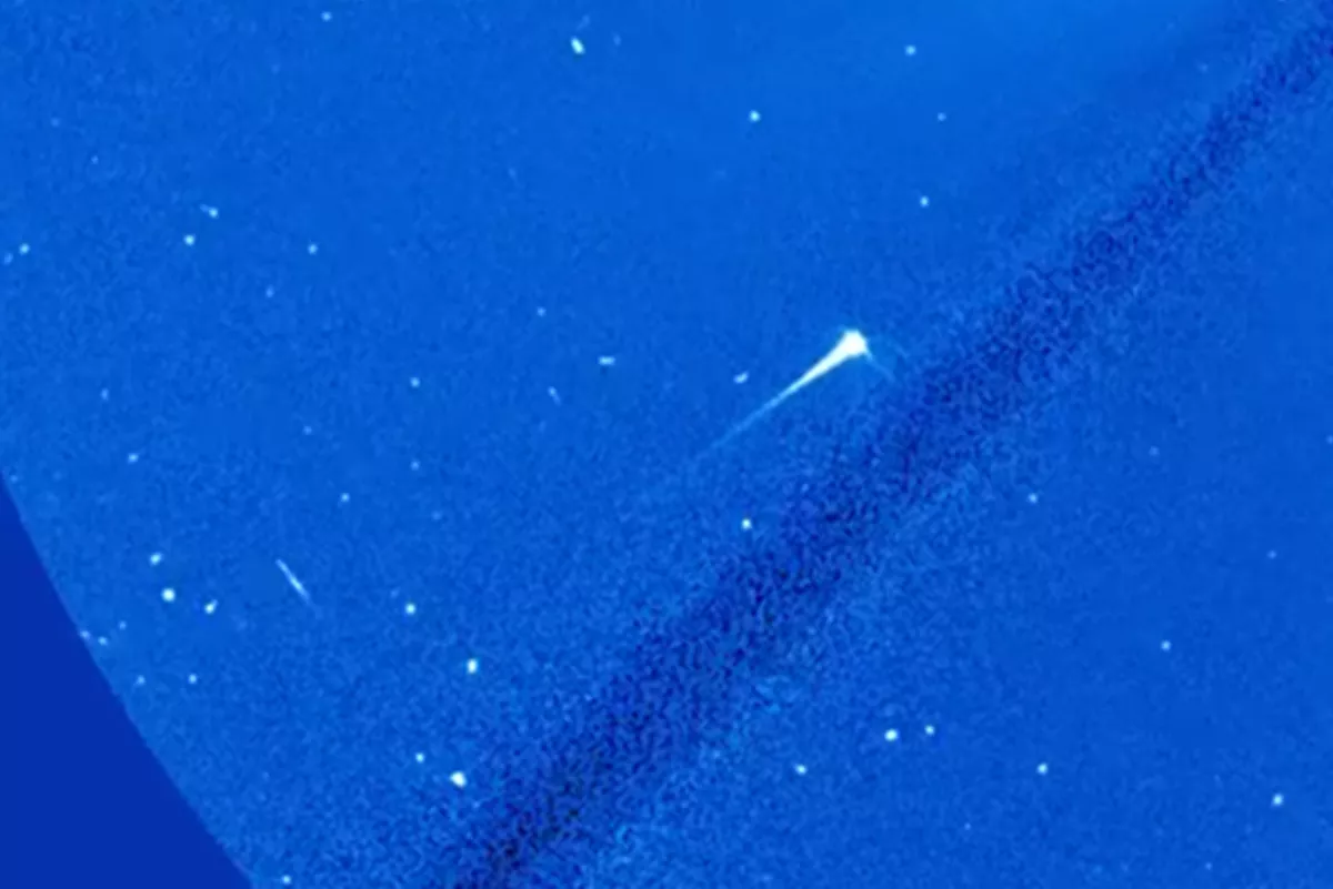Самая яркая комета 2026 года оказалась уничтожена Солнцем