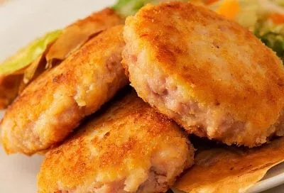 Даже мясорубку не достаю: Куриные рубленые котлетки с творожком: вкусно, уютно и одобрено мужем