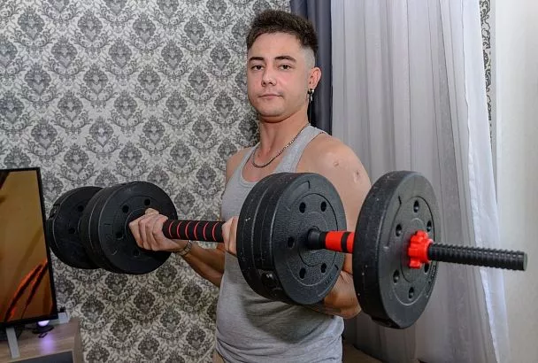 Святослав Махлай: «Всегда пытаюсь думать, что у меня есть немало позитивного и хорошего»