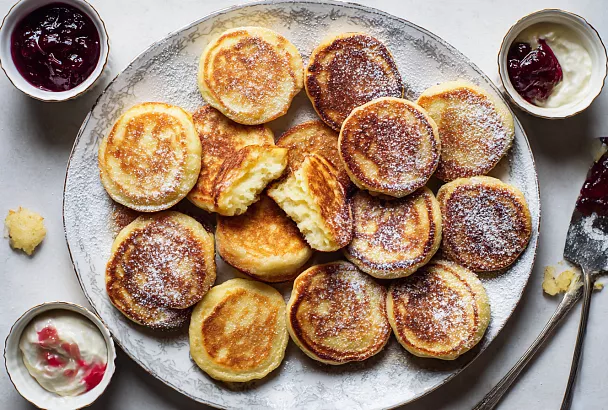 Сырники с минимумом муки: нежные внутри, румяные снаружи