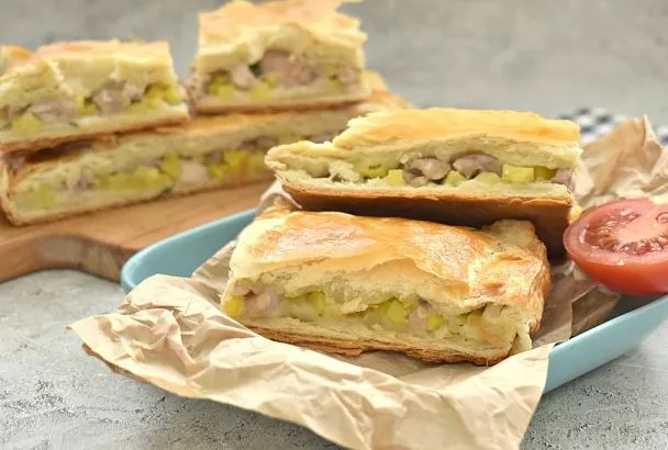 Быстрее курники вы еще не готовили: порционные слойки без замеса теста