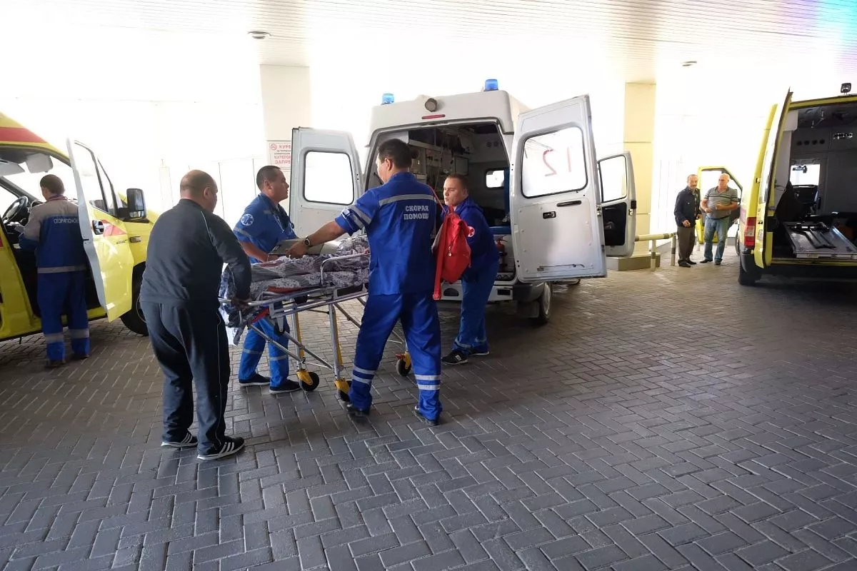 Пострадавших при взрыве в Керчи доставили в Краевую клиническую больницу №1. Пострадавших при взрыве в Керчи доставили в Краевую клиническую больницу №1.