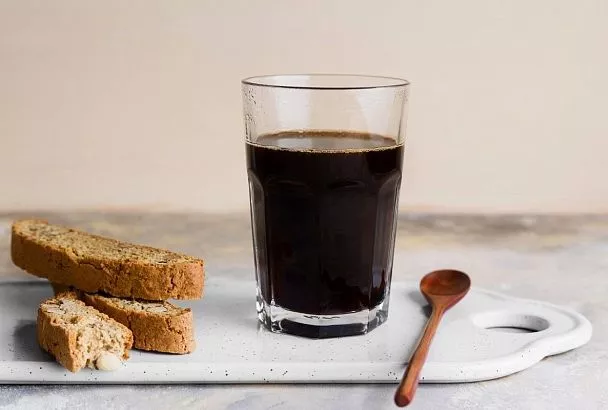 Не всем пойдет во благо: кому квас нельзя пить ни летом, ни зимой