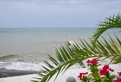 Качество морской воды у берегов Сочи подтверждено лабораторно