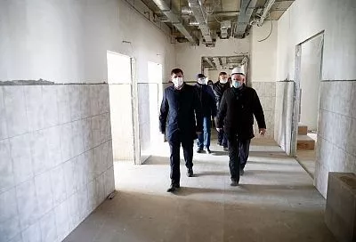 Акушерско-гинекологический корпус в Кореновске планируют достроить до конца года
