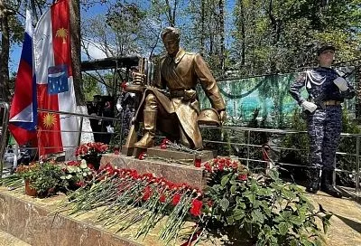 Памятник героям Великой Отечественной войны открыли в Сочи 