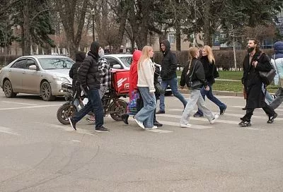 16% опрошенных краснодарцев возьмут отгулы и отпуска, чтобы продлить отдых на 8 Марта