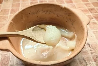 У пчелки в топе: пять самых странных видов меда, которые можно попробовать на Кубани