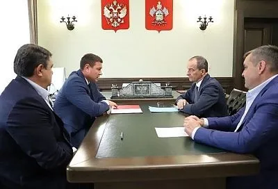 Развивать логистику, возрождать судостроительную отрасль