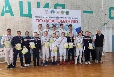 На острие атаки: кубанские фехтовальщики показали класс на чемпионате и первенстве ЮФО