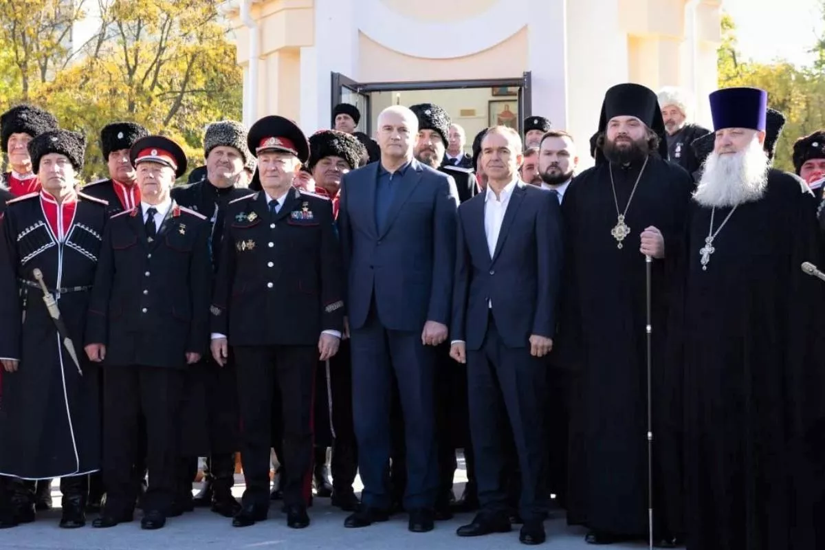 Губернатор Кубани Вениамин Кондратьев принял участие в открытии и освящении часовни в Керчи