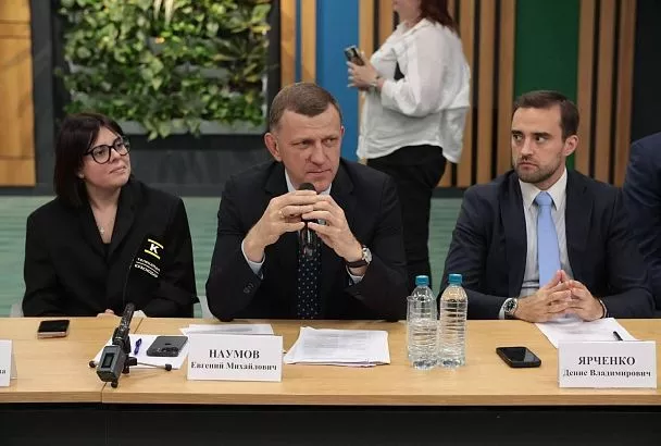 Евгений Наумов: «Спасибо, что помогаете достигать высот, которых, казалось бы, достичь невозможно»