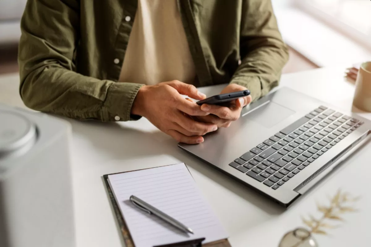 Минцифры расширило «белый список» сервисов, работающих без мобильного интернета