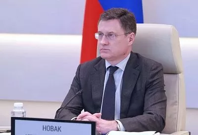 Вице-премьер РФ Новак поручил продолжать работу по снабжению регионов топливом