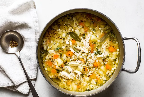 Польский крупник с курицей и ячневой крупой