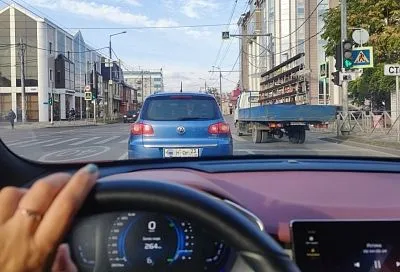 В Краснодарском крае спрос на мобильных сотрудников вырос на 44%. Кому платят больше